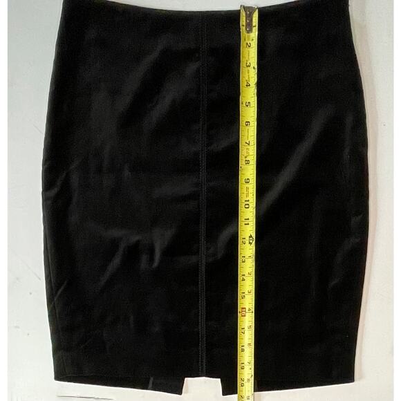 The Limited Black Velvet Pencil Mini Skirt Women’s 4 Lined Classic Chic Workwear - Picture 6 of 10